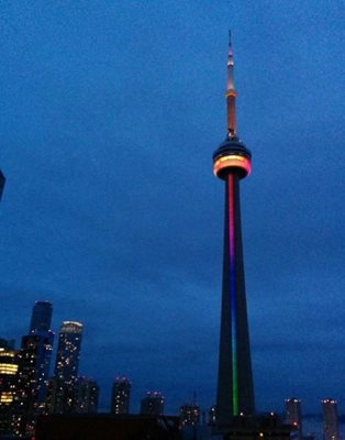 تورنتو-برج-سی-ان-CN-Tower-201083