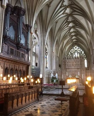 بریستول-کلیسای-جامع-بریستول-Bristol-Cathedral-201891