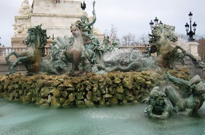 بوردو-مجسمه-یادبود-Monument-aux-Girondins-203247