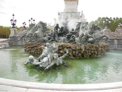بوردو-مجسمه-یادبود-Monument-aux-Girondins-203256