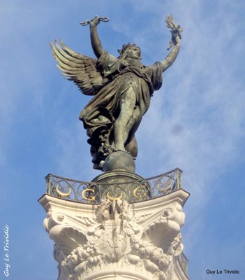 بوردو-مجسمه-یادبود-Monument-aux-Girondins-203258