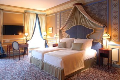 بوردو-هتل-بین-قاره-ای-بزرگ-بوردو-InterContinental-Bordeaux-Le-Grand-Hotel-203395