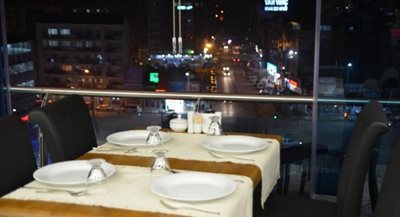 وان-هتل-گرند-Grand-hotel-203500