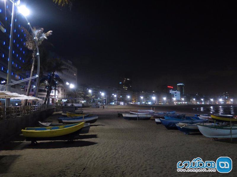 ساحل لاس کانتراس Playa Las Canteras