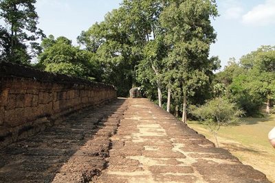 معبد ایست مبون East Mebon