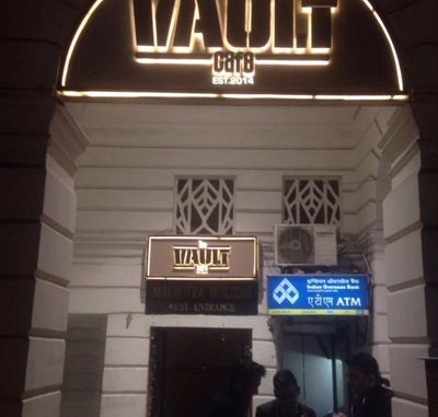 دهلی-نو-کافه-والت-Vault-Cafe-207909