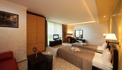 وارنا-هتل-Oceanic-Hotel-211804