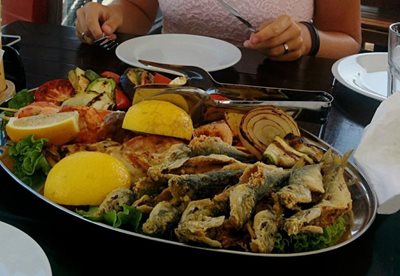 وارنا-رستوران-مستر-بابا-Restaurant-M-R-Baba-211954