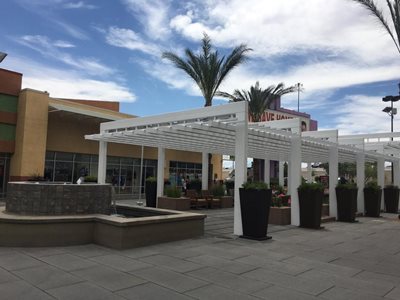 لاس-وگاس-مرکز-خرید-Las-Vegas-North-Premium-Outlets-212615