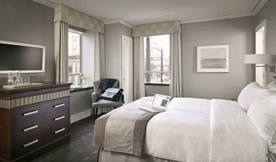 ونکوور-هتل-St-Regis-Hotel-214282
