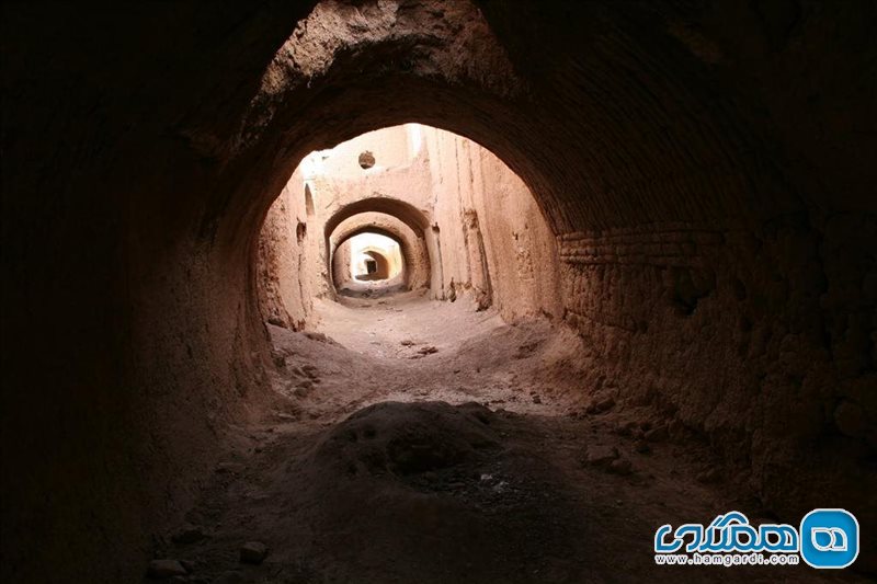 قلعه مورچه خورت