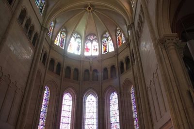 لیون-کلیسای-جامع-سنت-جان-باتیست-Cathedral-Saint-Jean-Baptiste-219766