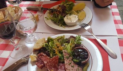 لیون-رستوران-فرانسوی-آن-دکس-Restaurant-Un-Deux-Trois-220375