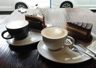 هنگ-کنگ-کافه-Cafe-Sausalito-223609