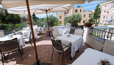 ساردینیا-هتل-Hotel-Angedras-224518