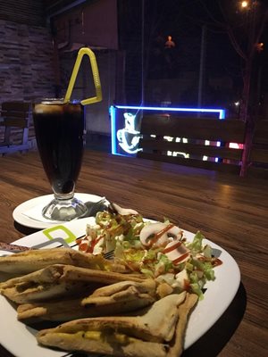 زنجان-کافه-درخت-225254