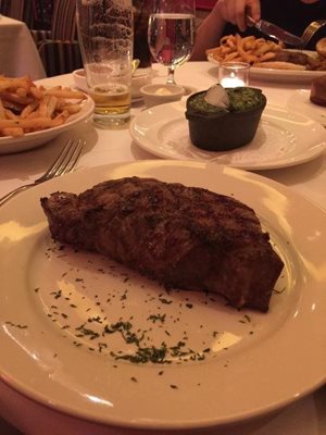 نیویورک-رستوران-Lincoln-Square-Steak-226304