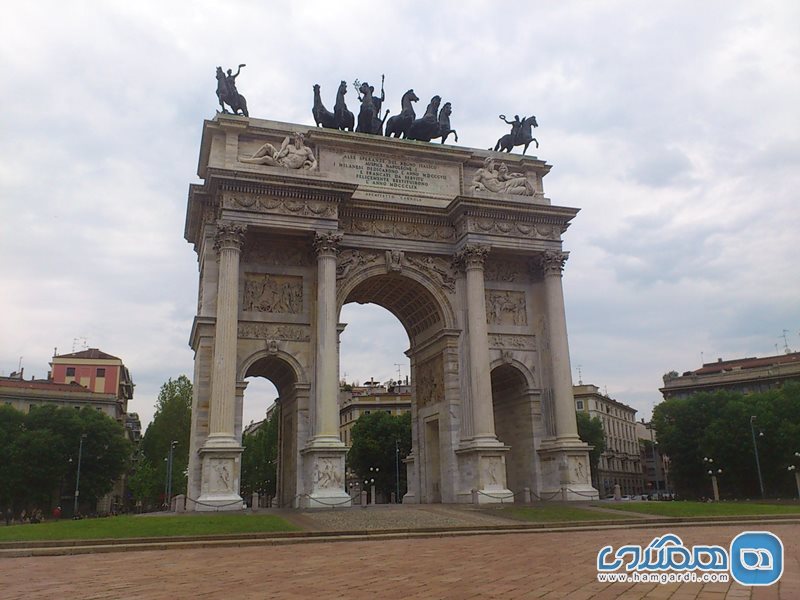 طاق صلح میلان Arco della Pace