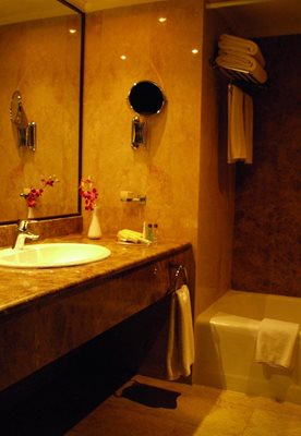 بغداد-هتل-Crystal-Grand-Hotel-Ishtar-245404