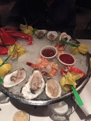 رستوران کاپیتال گریل The Capital Grille