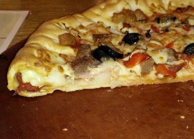 بخارست-پیتزا-هات-Pizza-Hut-Delta-247561