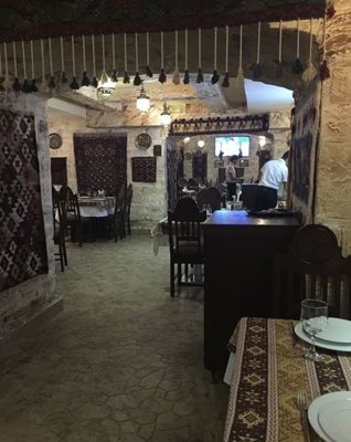 باکو-رستوران-فیروزه-Firuze-Restaurant-248433