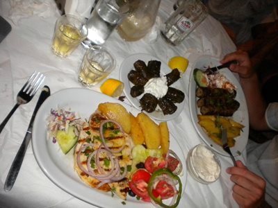 کرت-رستوران-مانولیس-تاورنا-Manolis-Taverna-Restaurant-248684