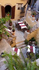 کرت-رستوران-تولوس-Tholos-Restaurant-248853