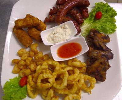 دارالسلام-خانه-استیک-شوترز-Shooters-Grill-Steak-House-249519