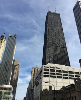 شیکاگو-خیابان-میشیگان-Michigan-Avenue-250320
