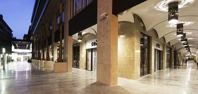 مرکز خرید Carre eden shopping center