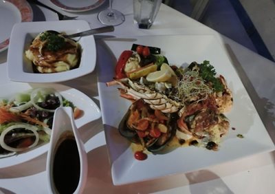 لنکاوی-رستوران-کلیف-The-Cliff-Restaurant-252803