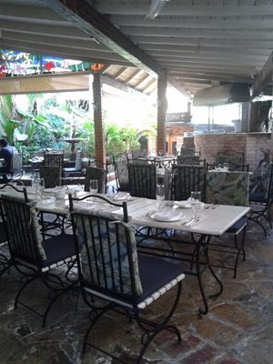 هاوانا-رستوران-Paladar-Fontana-252957