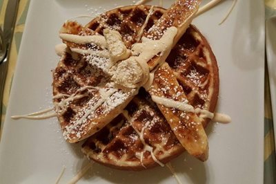 شیکاگو-رستوران-خمیر-و-توت-Batter-Berries-Brunch-Restaurant-254614