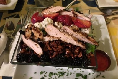 شیکاگو-رستوران-خمیر-و-توت-Batter-Berries-Brunch-Restaurant-254620