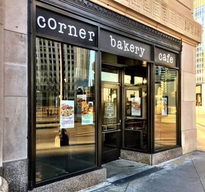 کافه و نانوایی گوشه Corner Bakery Cafe