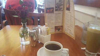 کافه Meli Cafe