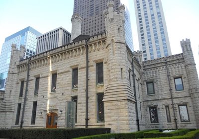 شیکاگو-برج-آب-شیکاگو-Chicago-Water-Tower-255736
