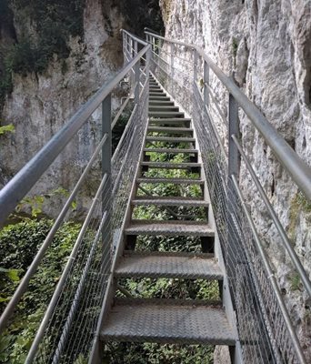 ورونا-پارک-جنگلی-و-آبشار-مولینا-Parco-delle-Cascate-di-Molina-256096