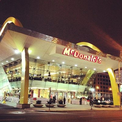 شیکاگو-فست-فود-مک-دونالد-McDonald-s-Fast-Food-256397