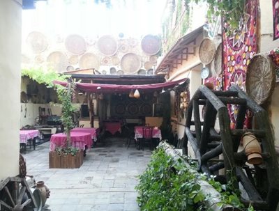 تاشکند-رستوران-کاروان-Caravan-Restaurant-258851