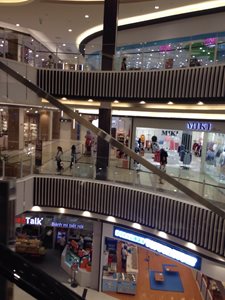هوشی-مین-مرکز-خرید-Aeon-Mall-Tan-Phu-Celadon-Shopping-Center-259503