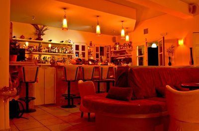 میکونوس-مالاما-کافه-Malama-Cafe-259875