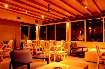 میکونوس-مالاما-کافه-Malama-Cafe-259878