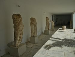 Archaeological Museum of Mykonos موزه باستان شناسی میکونوس