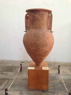 میکونوس-Archaeological-Museum-of-Mykonos-موزه-باستان-شناسی-میکونوس-261185