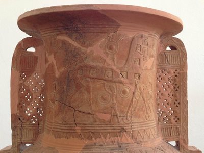 میکونوس-Archaeological-Museum-of-Mykonos-موزه-باستان-شناسی-میکونوس-261186