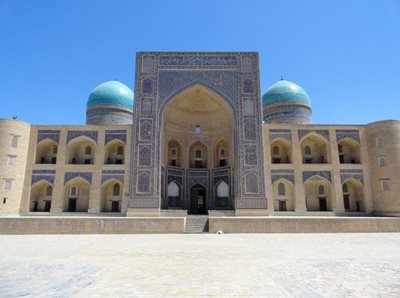 بخارا-مدرسه-تاریخی-میر-عرب-Mir-i-Arab-Madrasah-264071