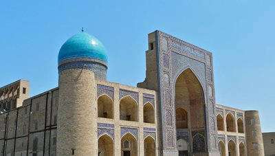 مدرسه تاریخی میر عرب Mir-i Arab Madrasah
