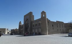 مدرسه عبدالعزیز خان Abdulaziz Khan Madrassah